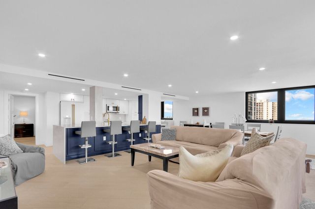 5380 N Ocean Drive 17e, Singer Island, FL 33404