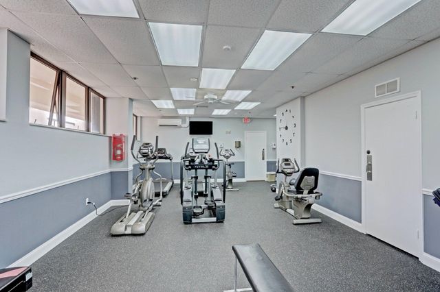 5380 N Ocean Drive 17e, Singer Island, FL 33404