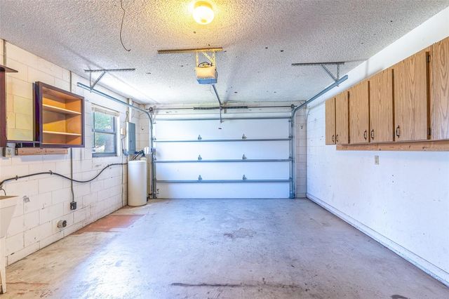 715 S LAKESIDE TERRACE, Eagle Lake, FL 33839