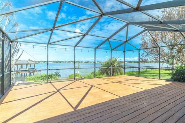 715 S LAKESIDE TERRACE, Eagle Lake, FL 33839