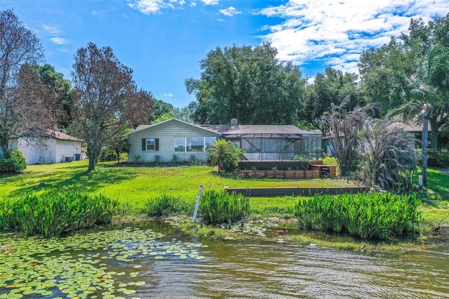 715 S LAKESIDE TERRACE, Eagle Lake, FL 33839