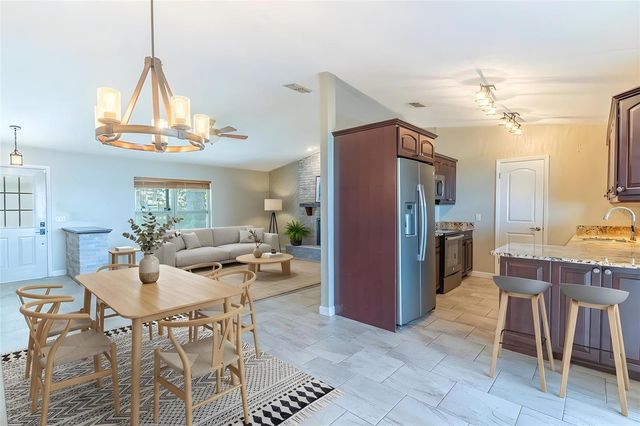 715 S LAKESIDE TERRACE, Eagle Lake, FL 33839