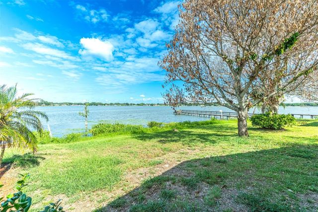 715 S LAKESIDE TERRACE, Eagle Lake, FL 33839