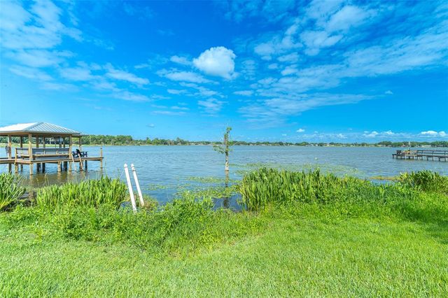 715 S LAKESIDE TERRACE, Eagle Lake, FL 33839