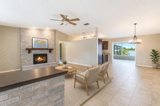 715 S LAKESIDE TERRACE, Eagle Lake, FL 33839