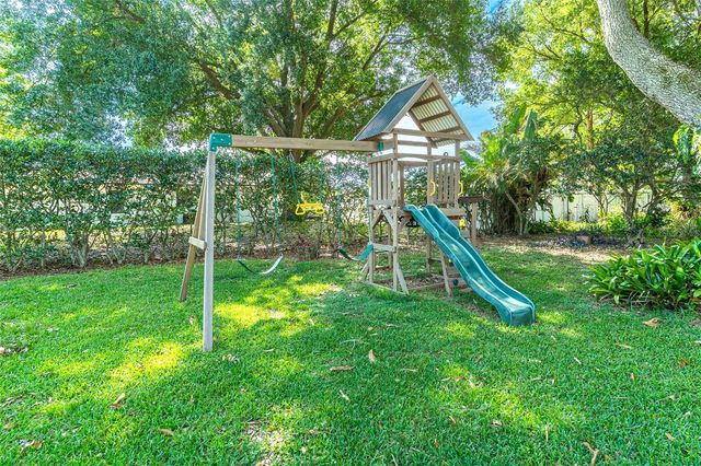 715 S LAKESIDE TERRACE, Eagle Lake, FL 33839