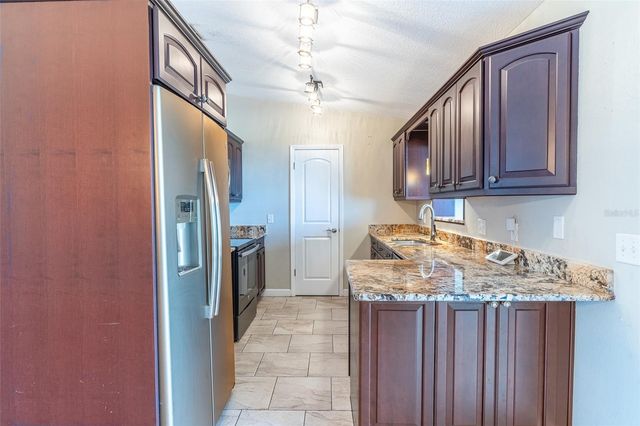 715 S LAKESIDE TERRACE, Eagle Lake, FL 33839
