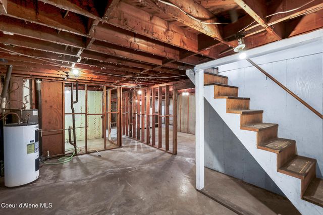 34406 S HIGHWAY 3, St. Maries, ID 83861