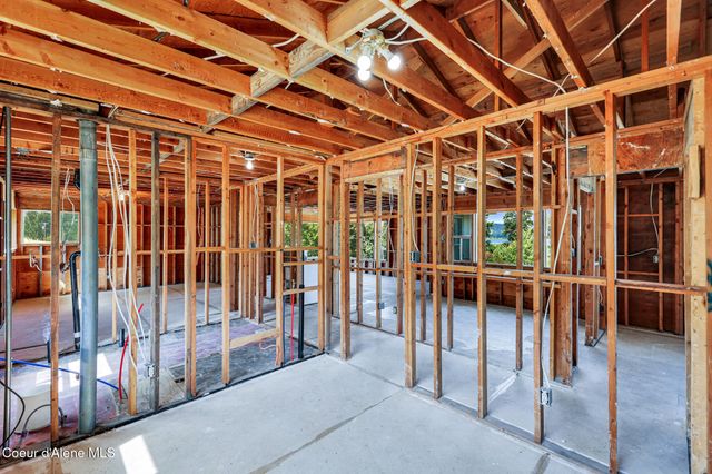 34406 S HIGHWAY 3, St. Maries, ID 83861