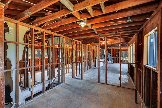 34406 S HIGHWAY 3, St. Maries, ID 83861