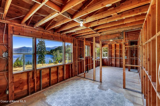 34406 S HIGHWAY 3, St. Maries, ID 83861