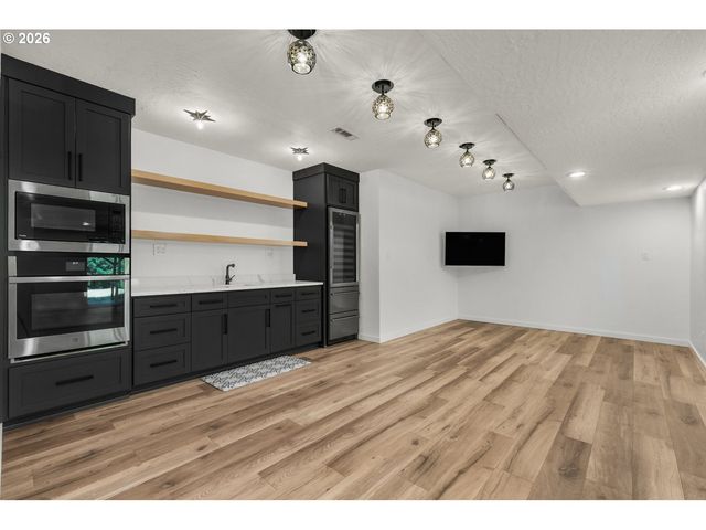 5911 Sw BRIAR PATCH Ln, Wilsonville, OR 97070
