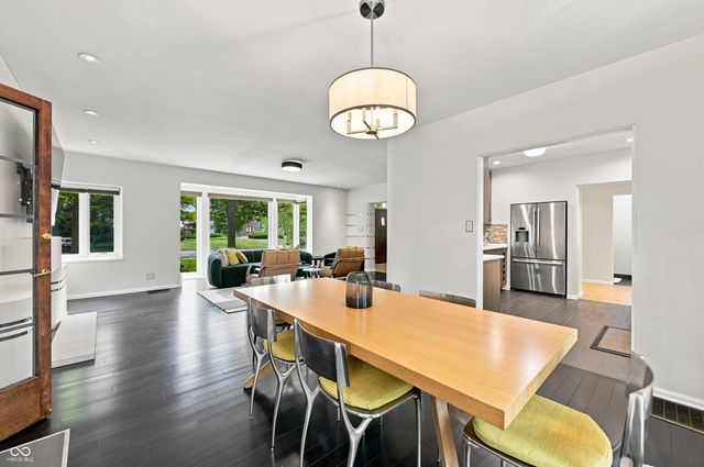 518 Buckingham Drive, Indianapolis, IN 46208