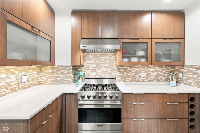 518 Buckingham Drive, Indianapolis, IN 46208