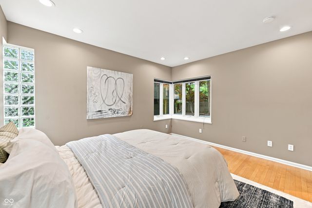 518 Buckingham Drive, Indianapolis, IN 46208