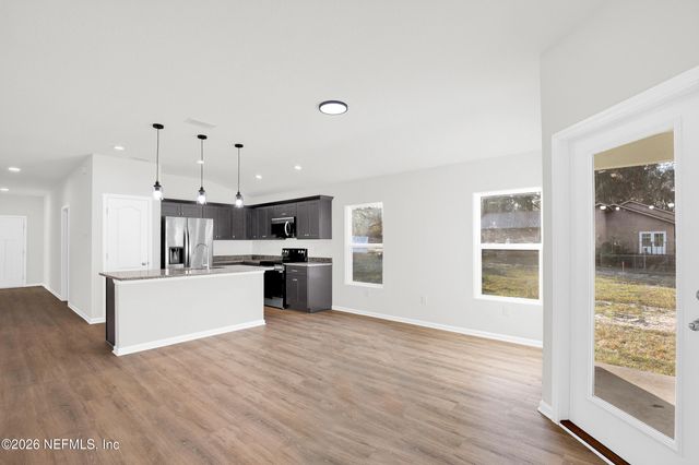 138 KELLEY SMITH SCHOOL Road, Palatka, FL 32177