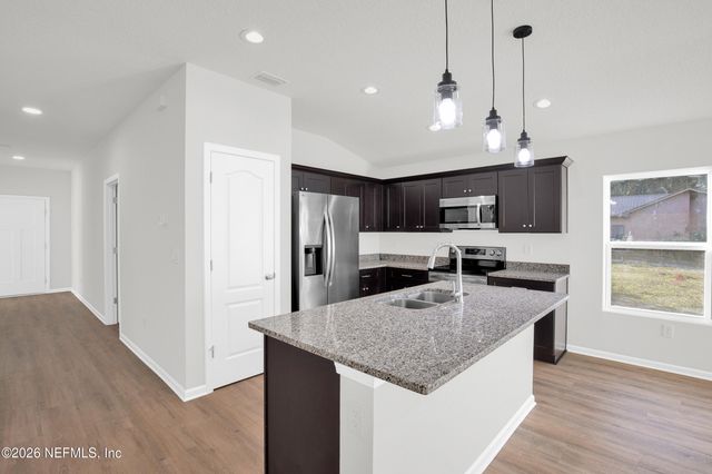 138 KELLEY SMITH SCHOOL Road, Palatka, FL 32177