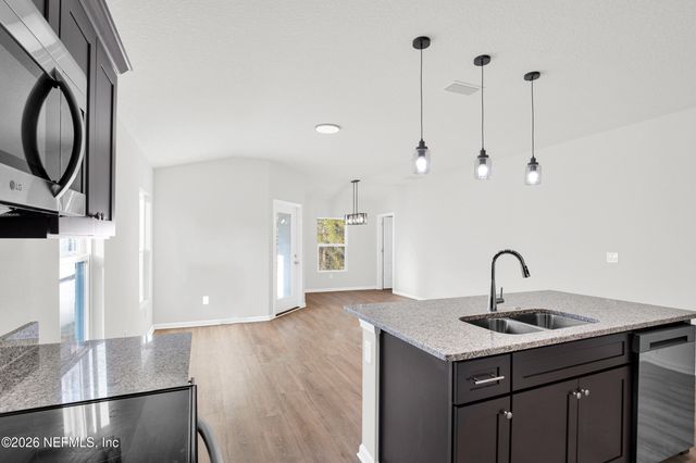 138 KELLEY SMITH SCHOOL Road, Palatka, FL 32177