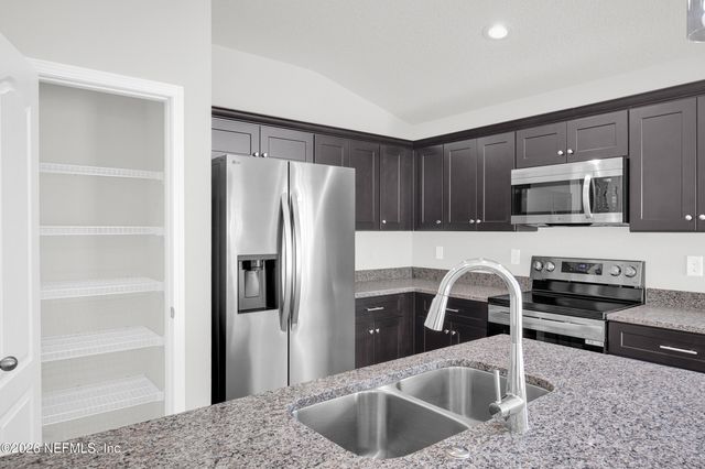 138 KELLEY SMITH SCHOOL Road, Palatka, FL 32177