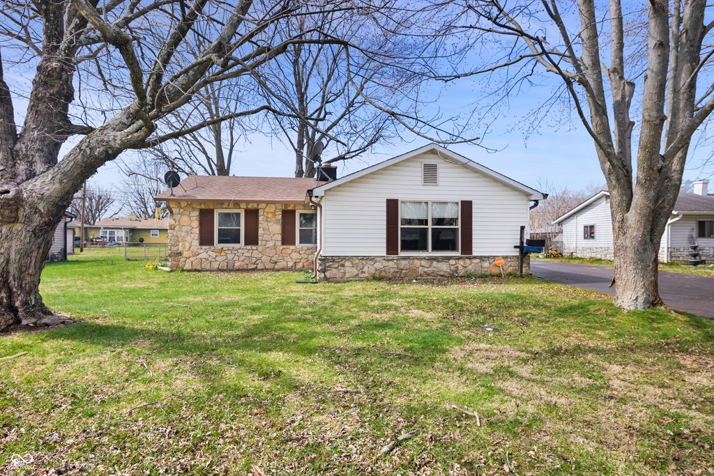 188 Lynwood Drive, Whiteland, IN 46184