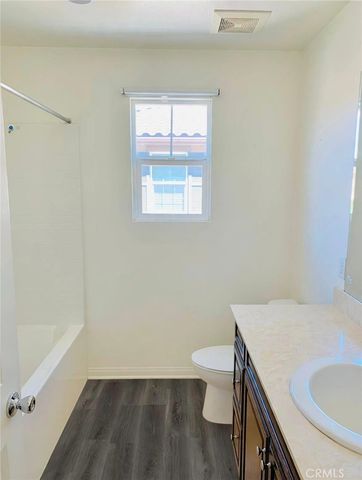 14538 Viva Drive, Eastvale, CA 92880