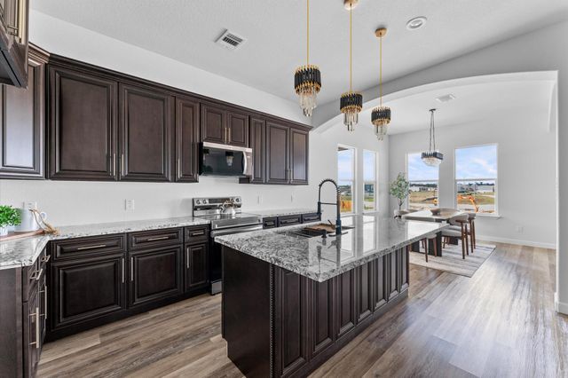 1242 Long Leaf Pine Street, Huffman, TX 77336