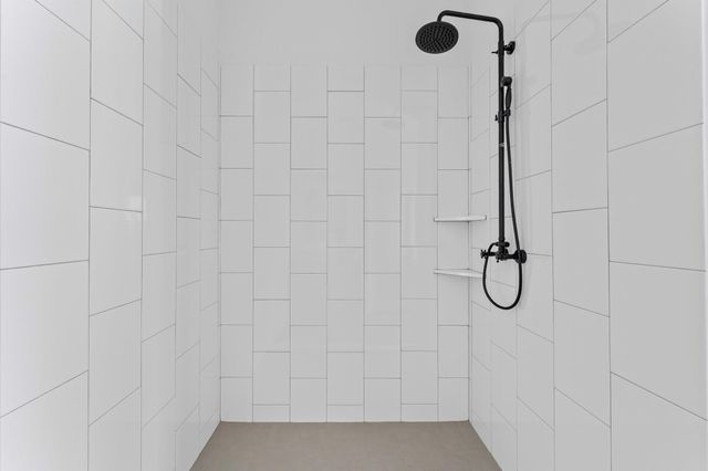 1242 Long Leaf Pine Street, Huffman, TX 77336