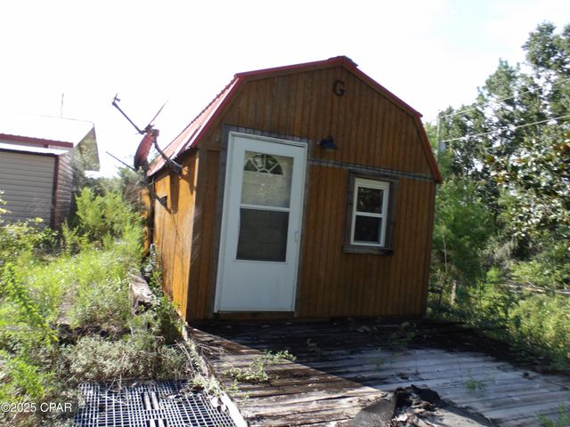 5491 Highway 77, Chipley, FL 32428