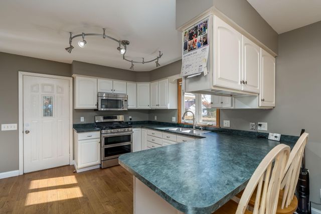 451 Forest Lane, North Mankato, MN 56003