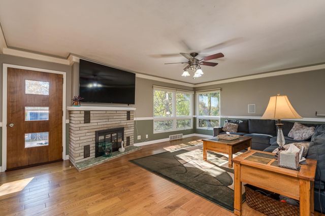 451 Forest Lane, North Mankato, MN 56003