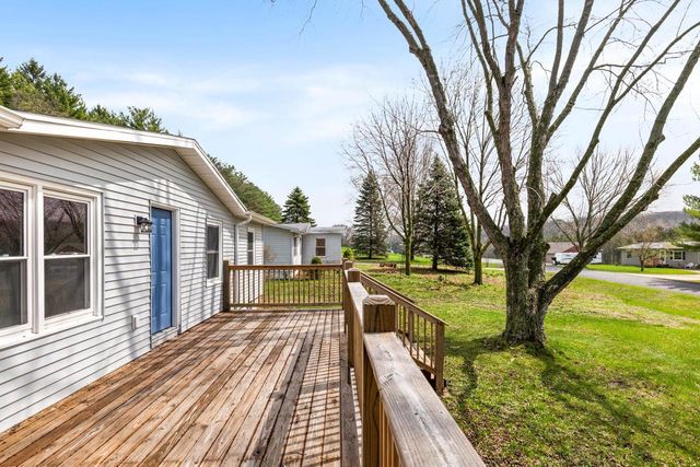 W2252 Spring Lake Road, Markesan, WI 53946