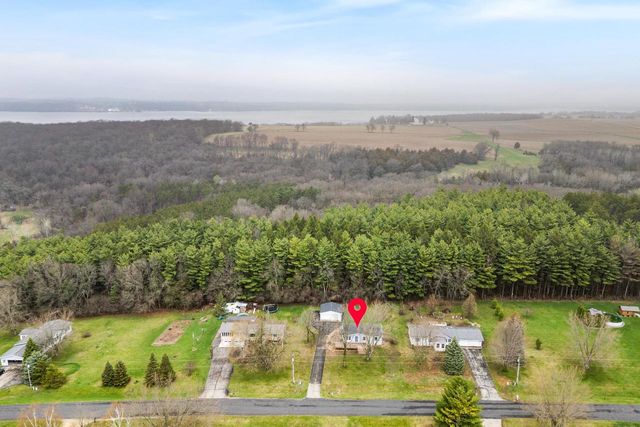 W2252 Spring Lake Road, Markesan, WI 53946