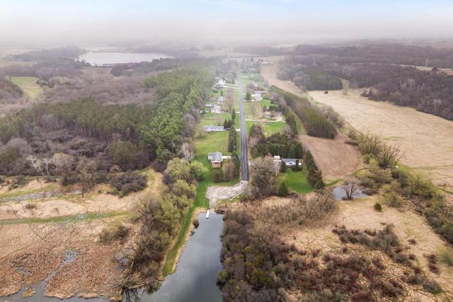 W2252 Spring Lake Road, Markesan, WI 53946