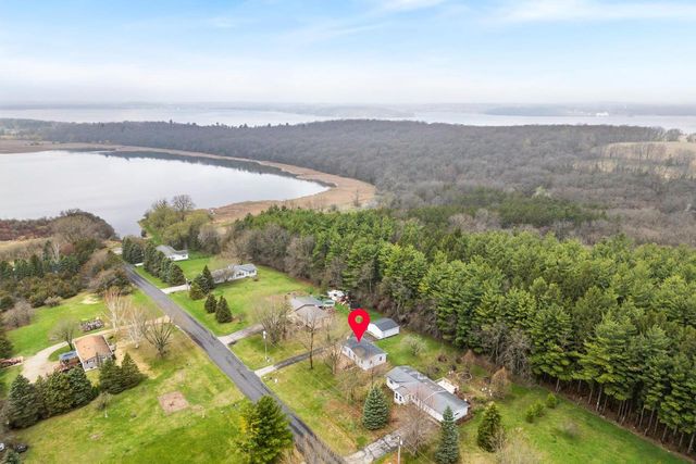 W2252 Spring Lake Road, Markesan, WI 53946
