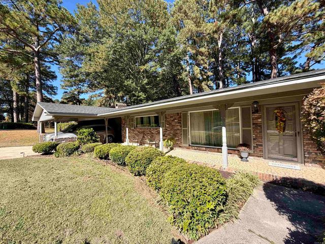 1208 Briarwood Drive, El Dorado, AR 71730