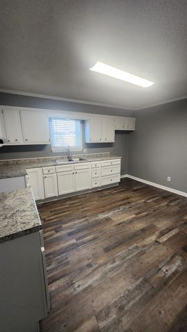 56 RIDDICK ST, Gates, TN 38037