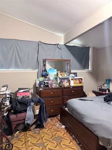 9202 Sunnywood Drive, Houston, TX 77088