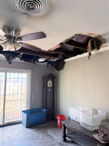 9202 Sunnywood Drive, Houston, TX 77088