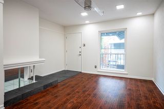4317 Hartford Street 209, Dallas, TX 75219