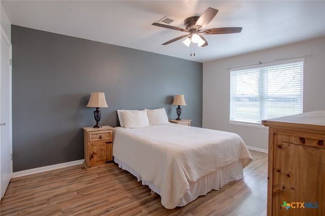 2015 Coletoville Road, Victoria, TX 77905