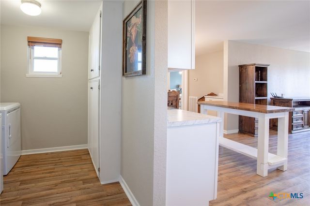 2015 Coletoville Road, Victoria, TX 77905