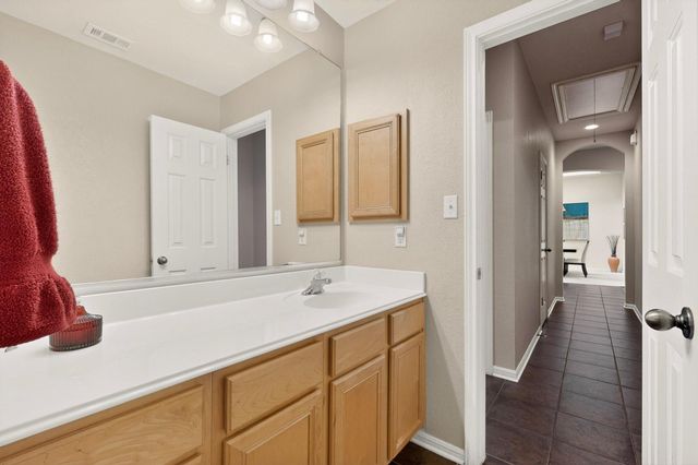 905 Victoria Ridge DR, Pflugerville, TX 78660