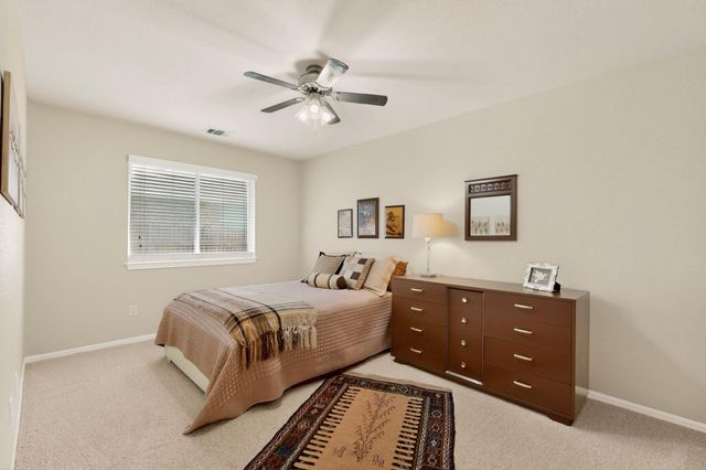 905 Victoria Ridge DR, Pflugerville, TX 78660