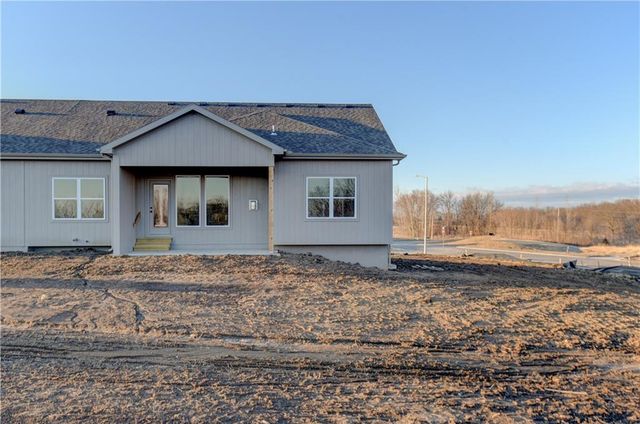 14665 Amanda Lane, Basehor, KS 66007