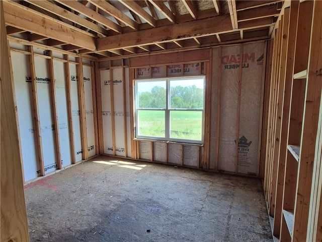 14665 Amanda Lane, Basehor, KS 66007