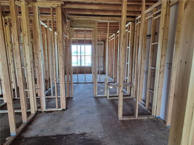14665 Amanda Lane, Basehor, KS 66007