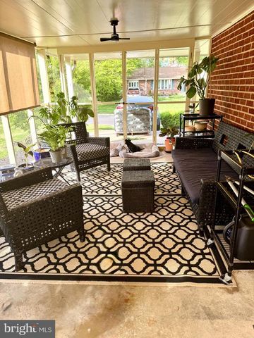 3201 CASTLELEIGH RD, Beltsville, MD 20705