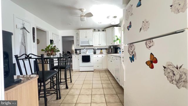 3201 CASTLELEIGH RD, Beltsville, MD 20705