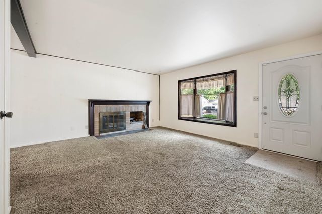 6329 Springdale Boulevard, Grand Blanc Twp, MI 48439