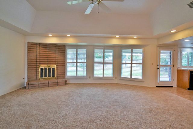 742 W Ellery Avenue, Clovis, CA 93612